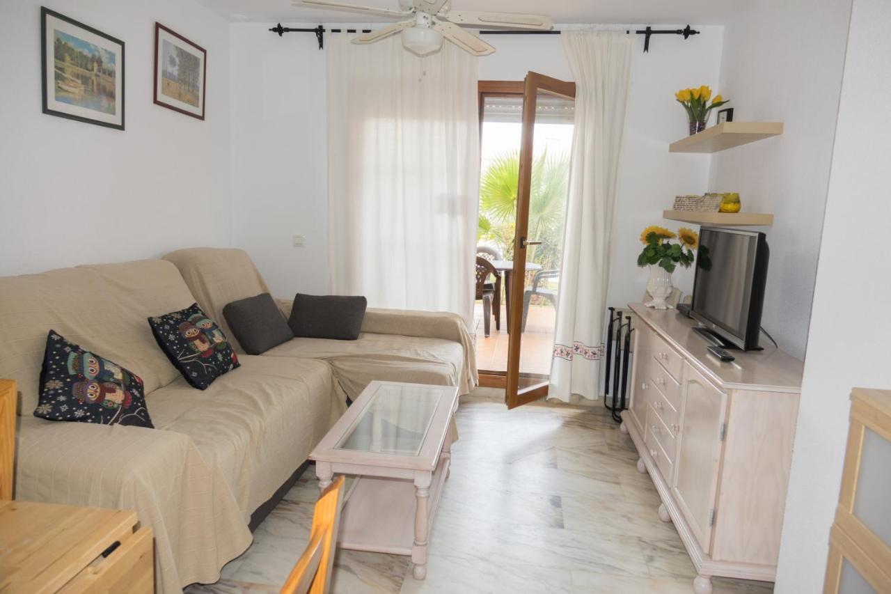 Apartamento Pink Mariposas Chiclana de la Frontera Exterior photo
